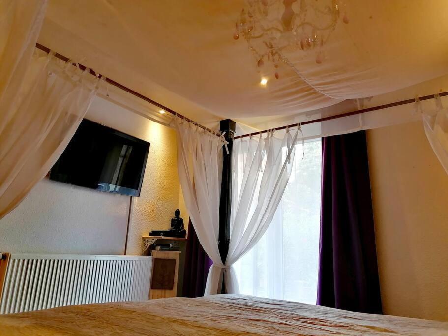 Romantisches In - Historisches Mit Privatem Check-in * Gründau