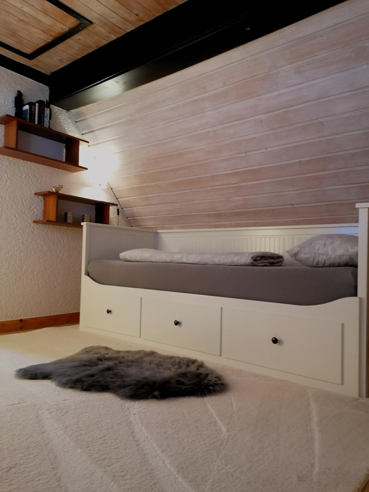 Vakantiehuis Romantisches In - Historisches Mit Privatem Check-in